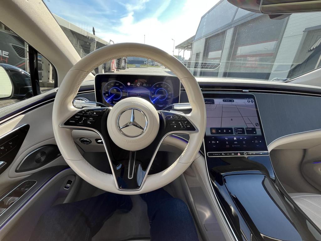 MERCEDES-BENZ EQS 450+ - Image 3