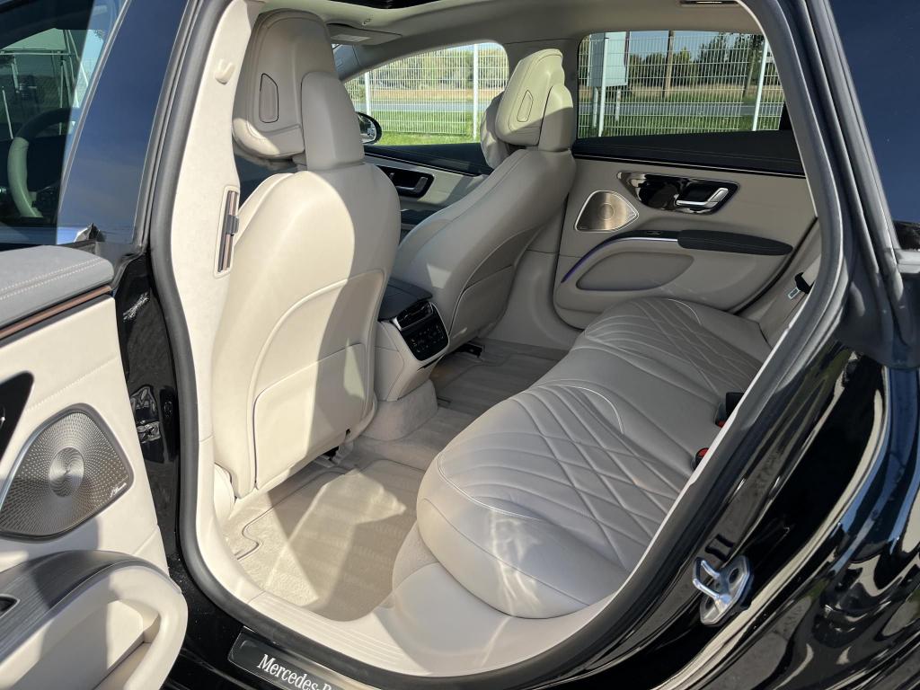 MERCEDES-BENZ EQS 450+ - Image 6