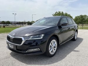 SKODA OCTAVIA Combi 2.0 TDI SCR Style DSG