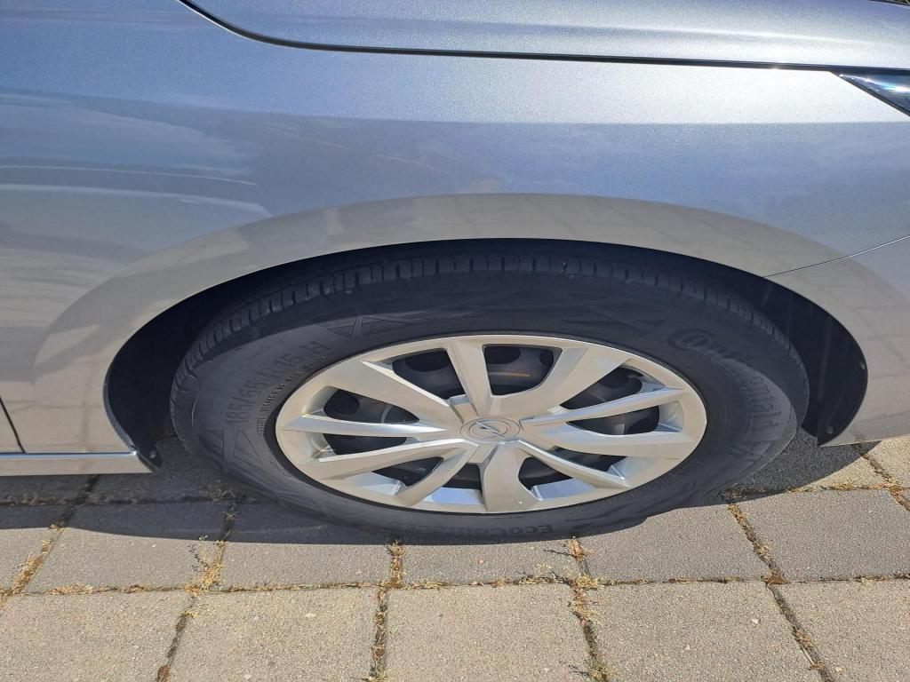 OPEL CORSA F 1.2 Business Elegance - Image 4