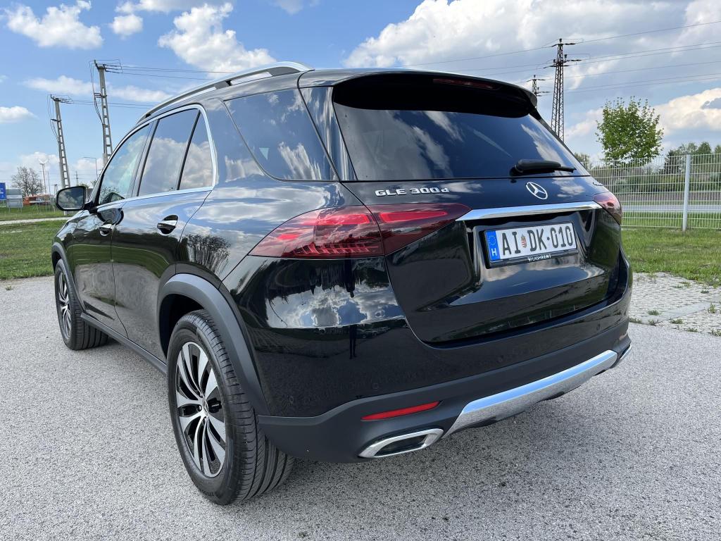 MERCEDES-BENZ GLE-OSZTÁLY GLE 300 d 4Matic 9G-TRONIC Mild hybrid drive - Image 4