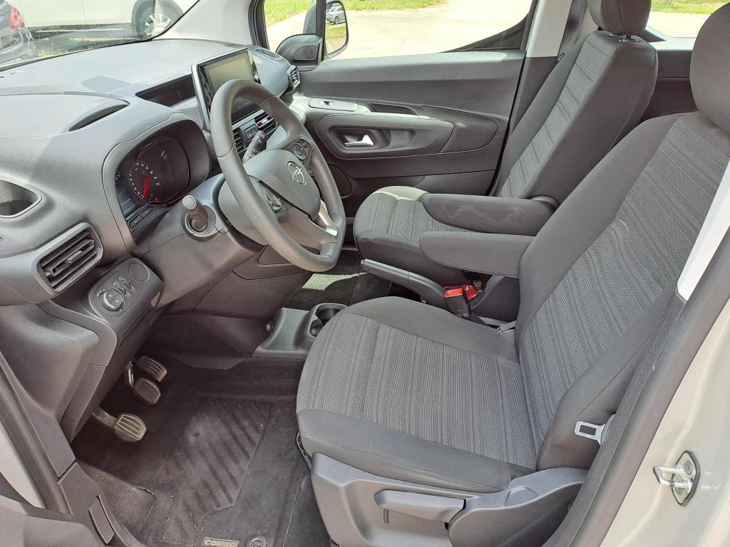 OPEL COMBO Life 1.2 T Edition Mo-i. vezetett szervizkönyves. GARANCIÁLIS - Image 6