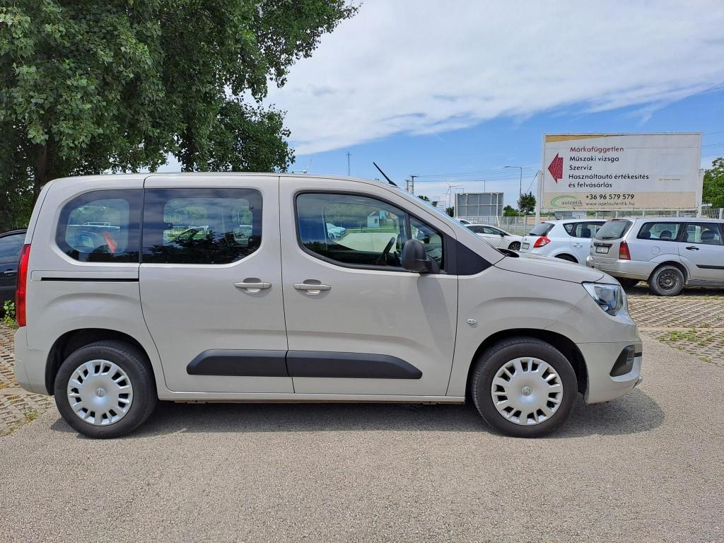 OPEL COMBO Life 1.2 T Edition Mo-i. vezetett szervizkönyves. GARANCIÁLIS - Image 3