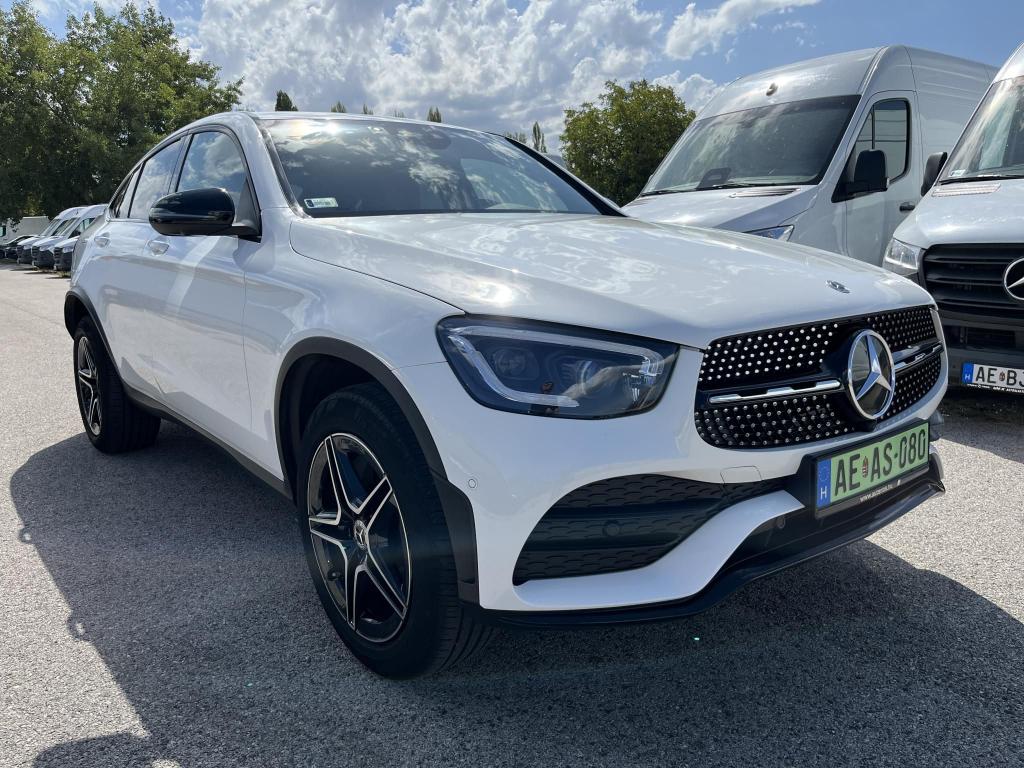 MERCEDES-BENZ GLC 300 de 4Matic 9G-TRONIC Plug-in hybrid - Image 4