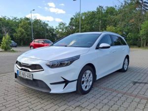 KIA CEE'D Ceed SW 1.5 T-GDI Gold DCT