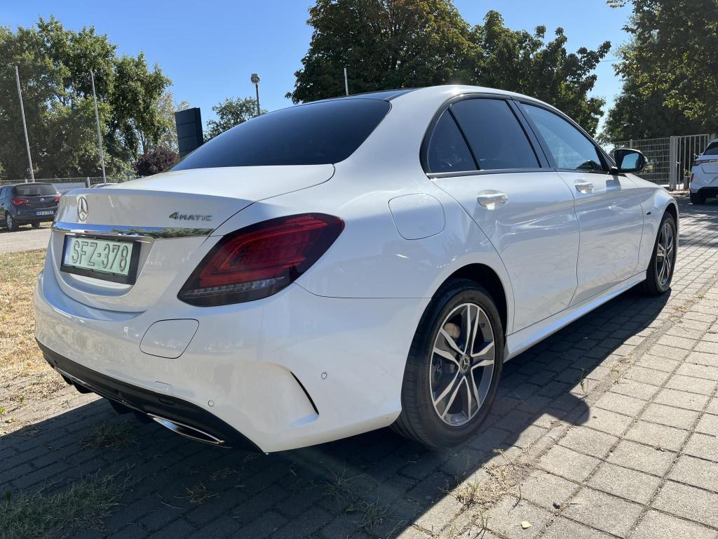 MERCEDES-BENZ C 300 e 4Matic EQ Power 9G-TRONIC - Image 3